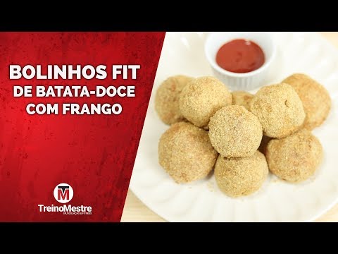 BOLINHO FIT DE BATATA DOCE COM FRANGO (ASSADO)
