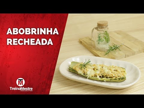 ABOBRINHA RECHEADA FIT COM FRANGO DESFIADO