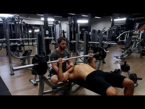 Supino com adução das Escápulas - Spezzia Personal Trainer