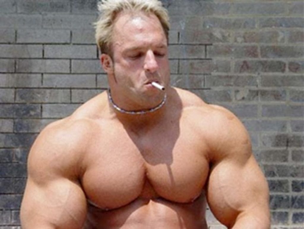 Cigarro e Hipertrofia: 7 Causas que o cigarro atrapalha os resultados! cigarro e musculação atrapalha os resultados academia
