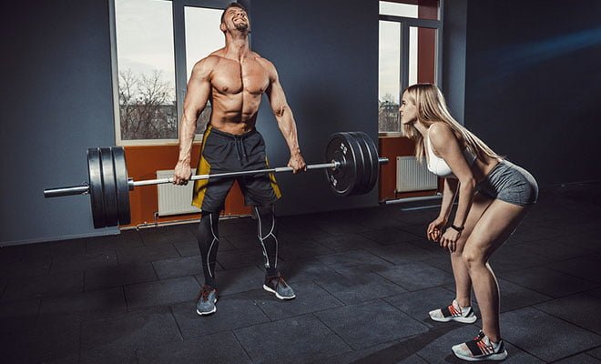 Treino de musculação