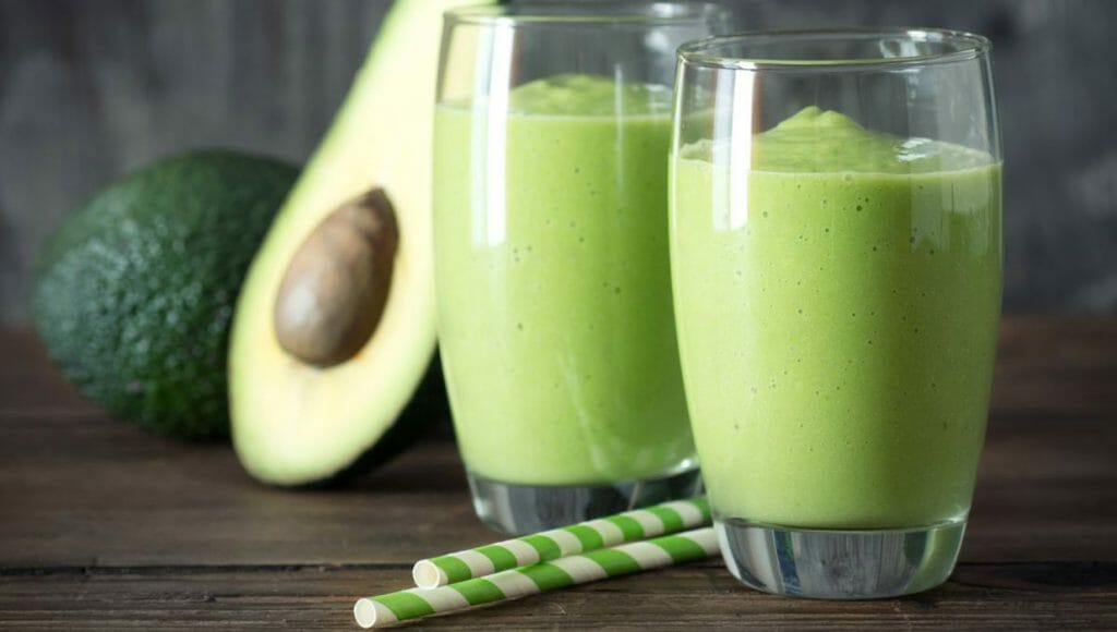 8 Receitas de Creme de Abacate Fit